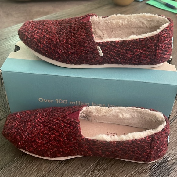 Toms Alpargata w/ Faux Fur - Picture 3 of 8